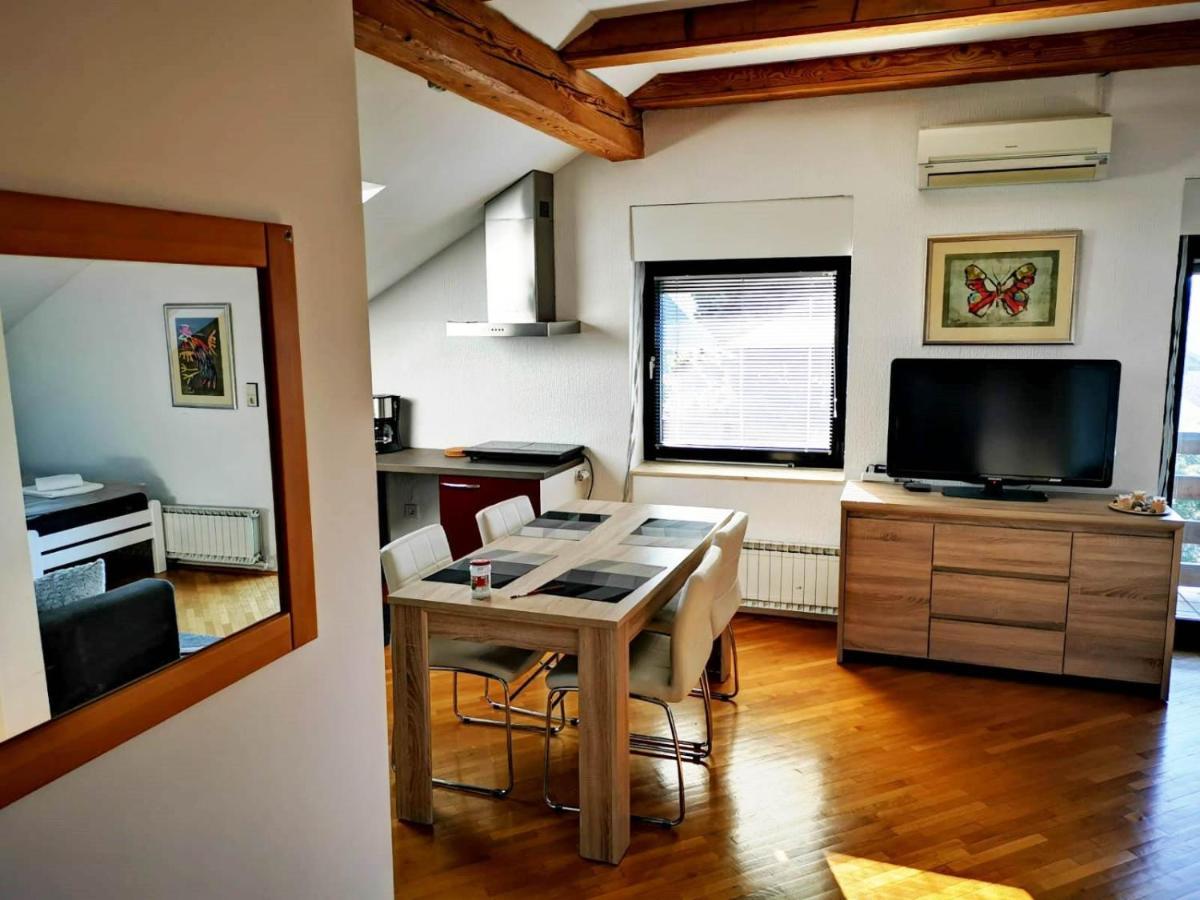 Ela'S Apartment Komenda Bagian luar foto